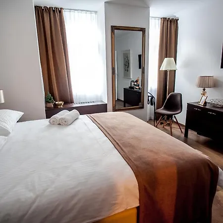 Flex Selfcheckins - - - 8 - Centre Bed & Breakfast Zagreb