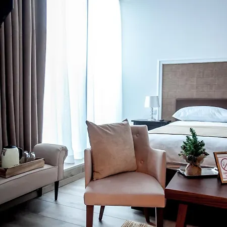 Bed & Breakfast Flex Selfcheckins - - - 8 - Centre