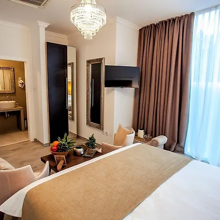 Flex Selfcheckins - - - 8 - Centre Bed & Breakfast 4*