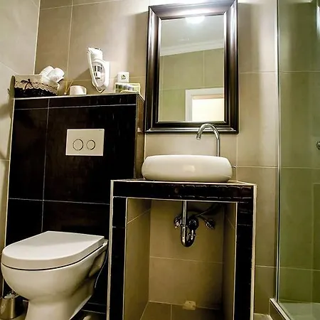 Flex Selfcheckins - - - 8 - Centre 4* Zagabria