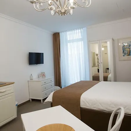 Flex Selfcheckins - - - 8 - Centre 4* Zagreb